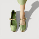 Women’s Vintage-Inspired Low-Heel Shoes with Strap