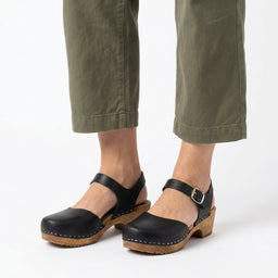 Women’s Block Heel Clogs with Adjustable Strap and Cushioned Insole
