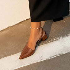 Women’s Mid-Heel Court Shoes